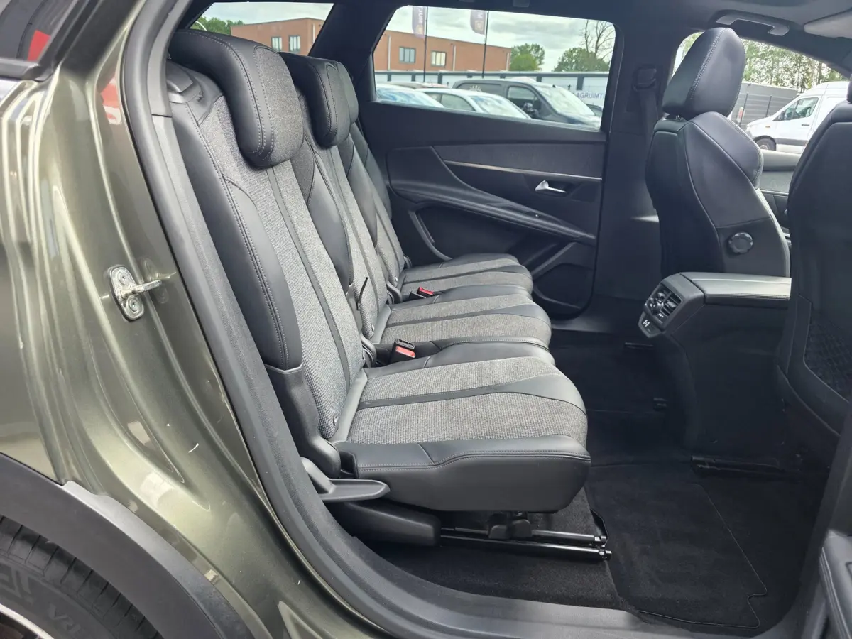 1.2 PureTech GT-Line | PANO | CAMERA | 7 PERSOONS