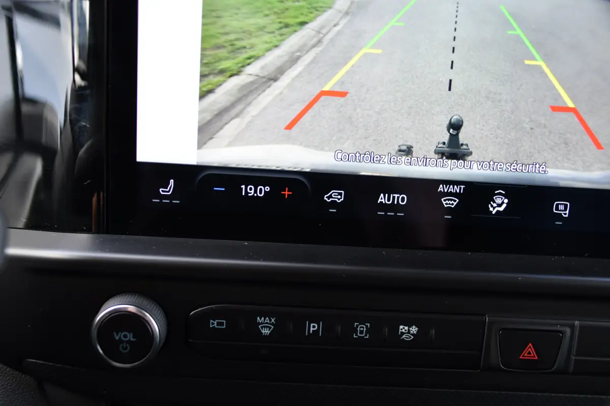 320 2.0 TDCI L2H1 Limited DC Adaptieve Cruise, 360 Camera, Carplay, Automaat, LED, 2 x Schuifdeur, Stoelverwarming, Virtual, 170pk, Sensoren, Uniek!
