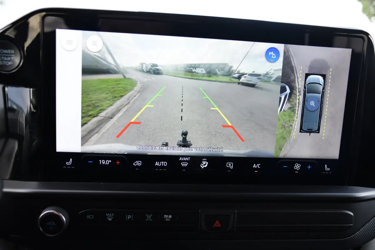 320 2.0 TDCI L2H1 Limited DC Adaptieve Cruise, 360 Camera, Carplay, Automaat, LED, 2 x Schuifdeur, Stoelverwarming, Virtual, 170pk, Sensoren, Uniek!