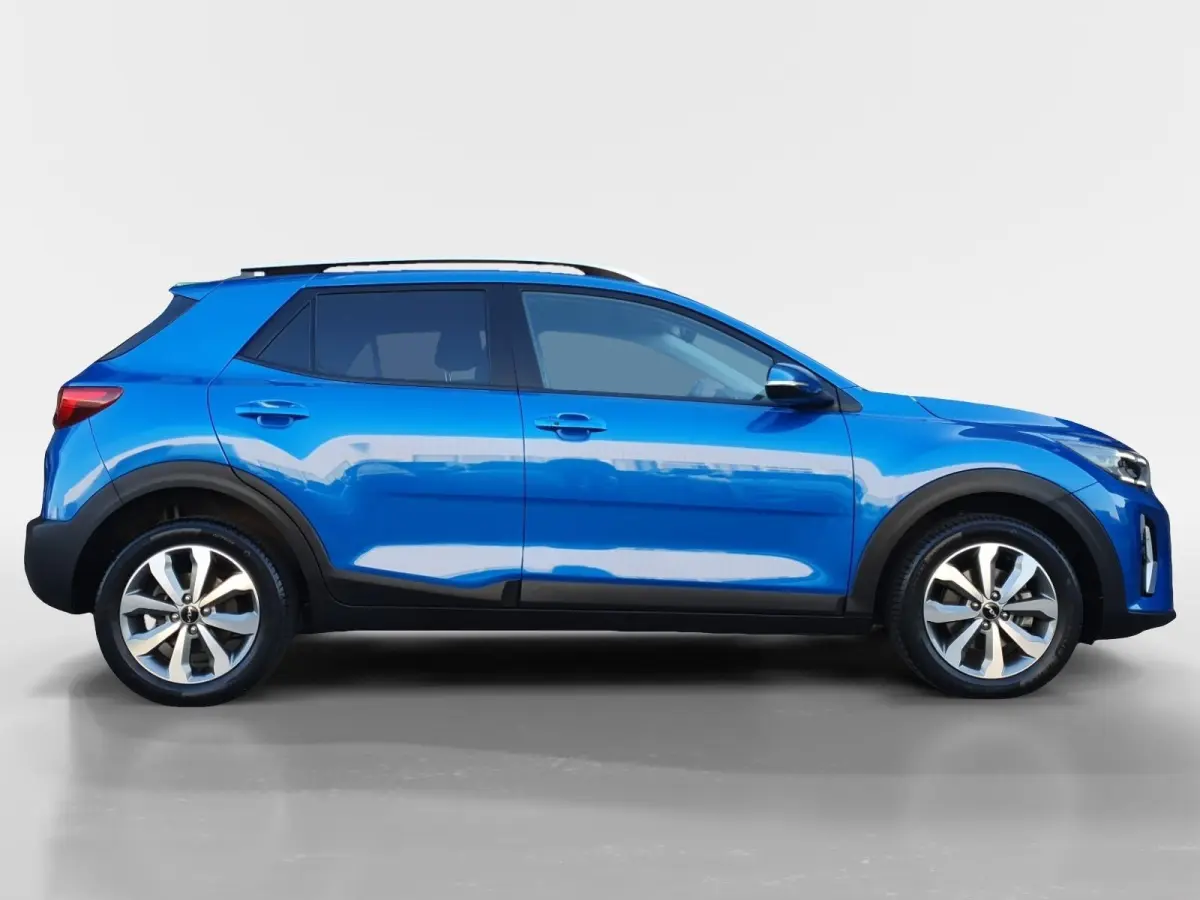 1.0 T-GDi MHEV DynamicPlusLine Navi | Stoel en stuurverwarming | Camera | Keyless met startknop | Apple Carplay / Android Auto | Getinte ramen achter | Fabrieksgarantie | NAP