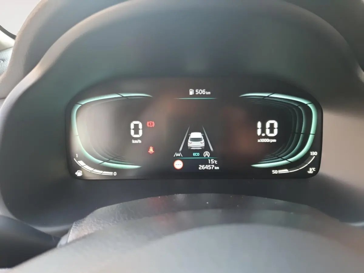 1.0 T-GDi MHEV DynamicPlusLine Navi | Stoel en stuurverwarming | Camera | Keyless met startknop | Apple Carplay / Android Auto | Getinte ramen achter | Fabrieksgarantie | NAP