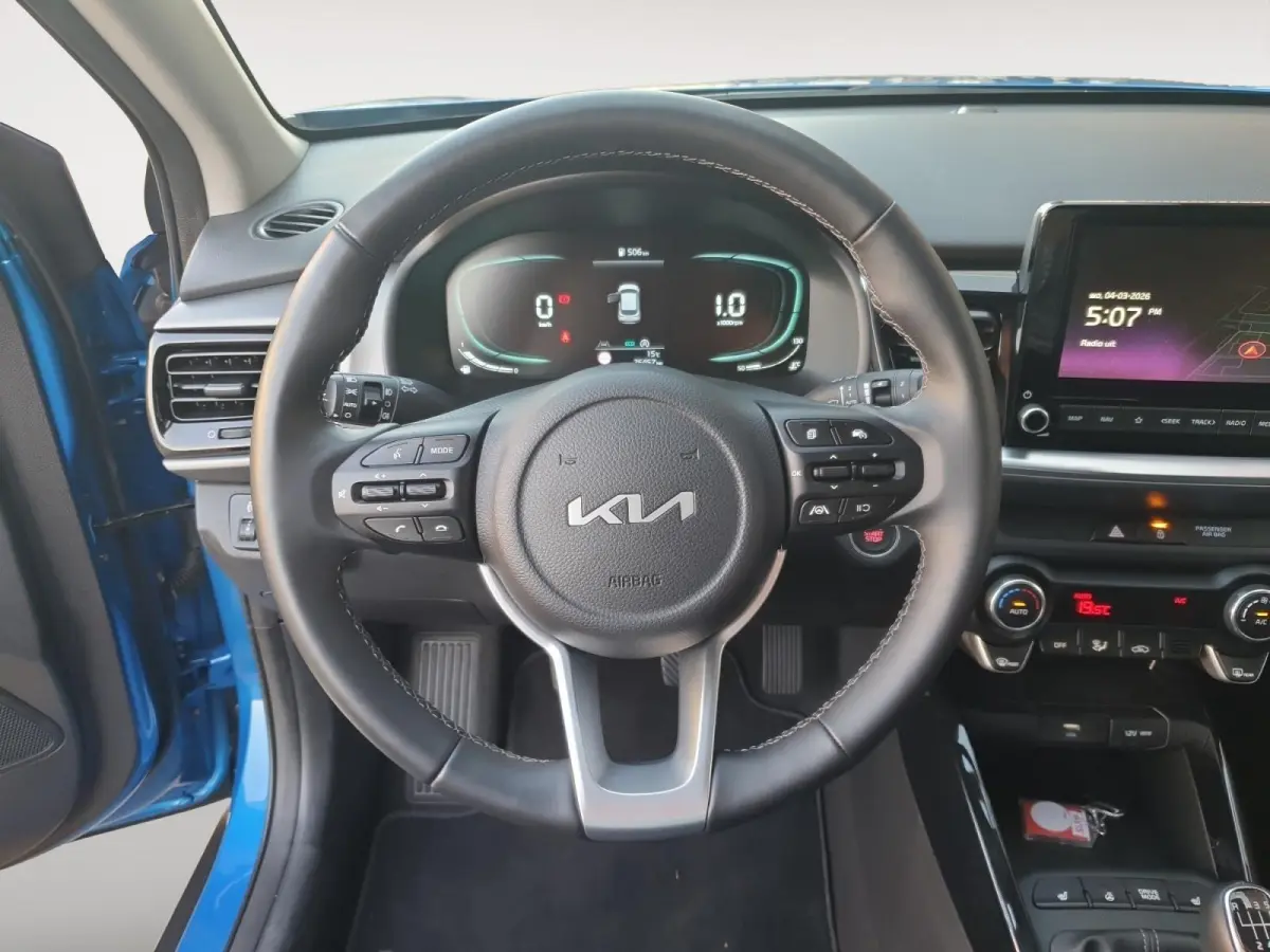1.0 T-GDi MHEV DynamicPlusLine Navi | Stoel en stuurverwarming | Camera | Keyless met startknop | Apple Carplay / Android Auto | Getinte ramen achter | Fabrieksgarantie | NAP