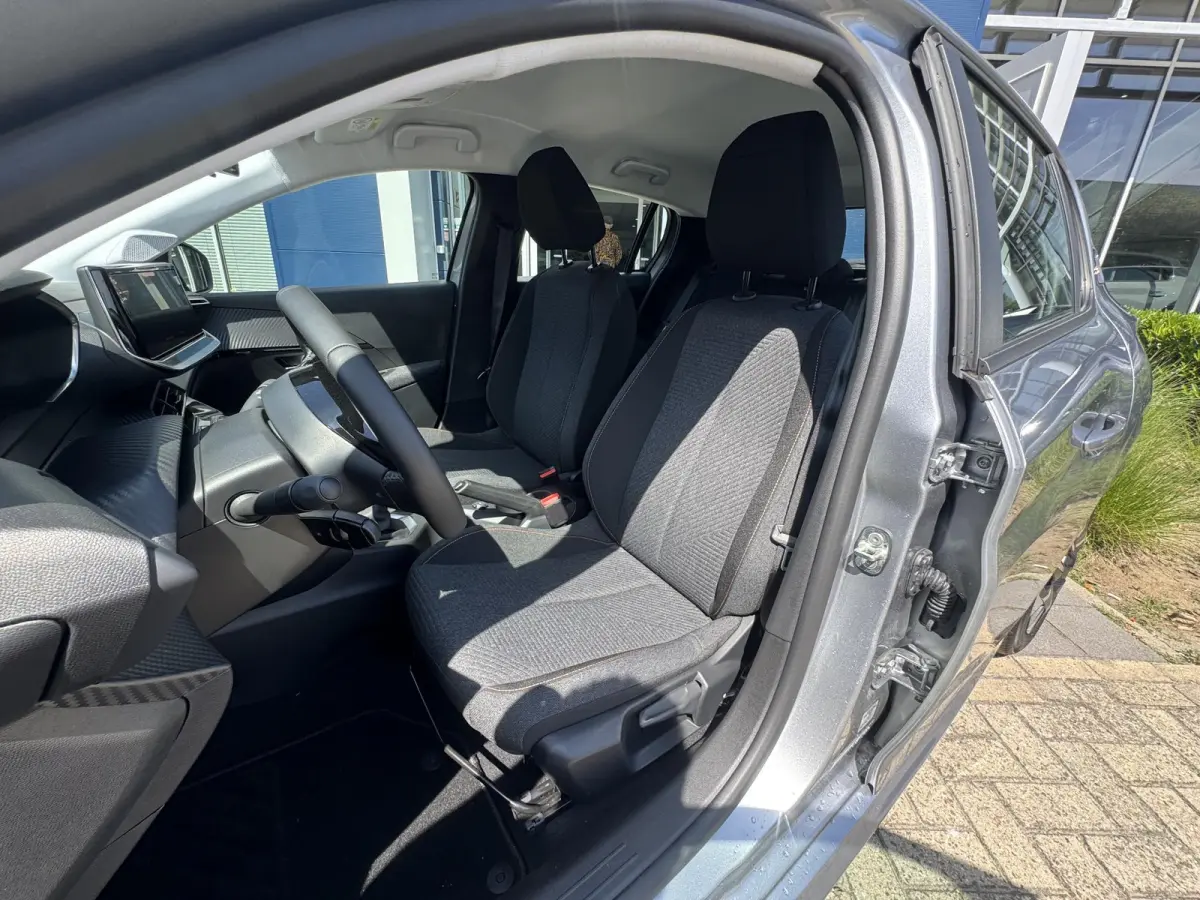 1.2 PureTech 100 Style l Nieuwe auto uit voorraad