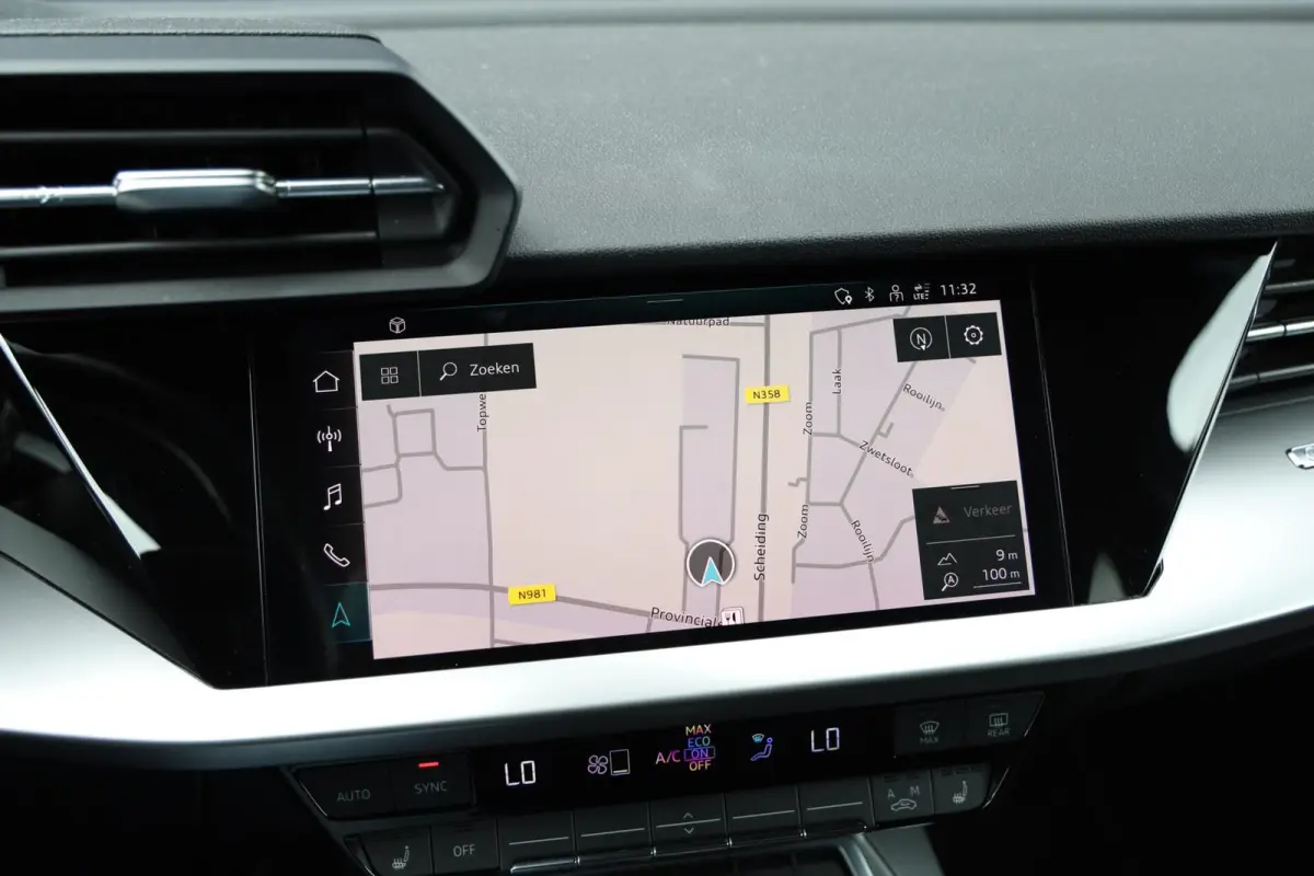 30 TFSI 110pk Advanced edition Camera Stoelverwarming Sportstoelen LED Trekhaak Clima CarPlay NL-Auto!
