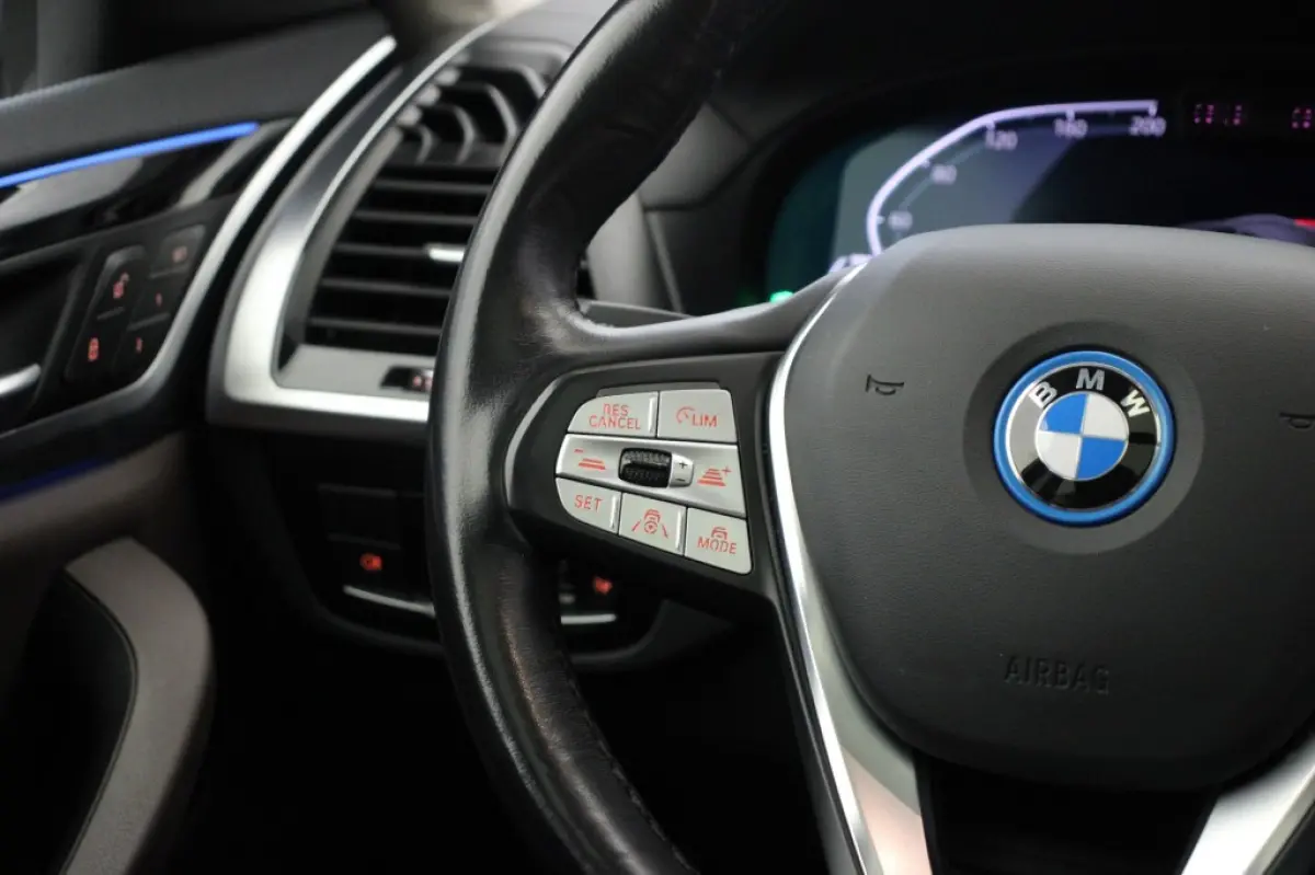 Executive 80 kWh - Panorama, Digitaal Cockpit, Carplay, Camera, Memory, Leer, Stoelverw.