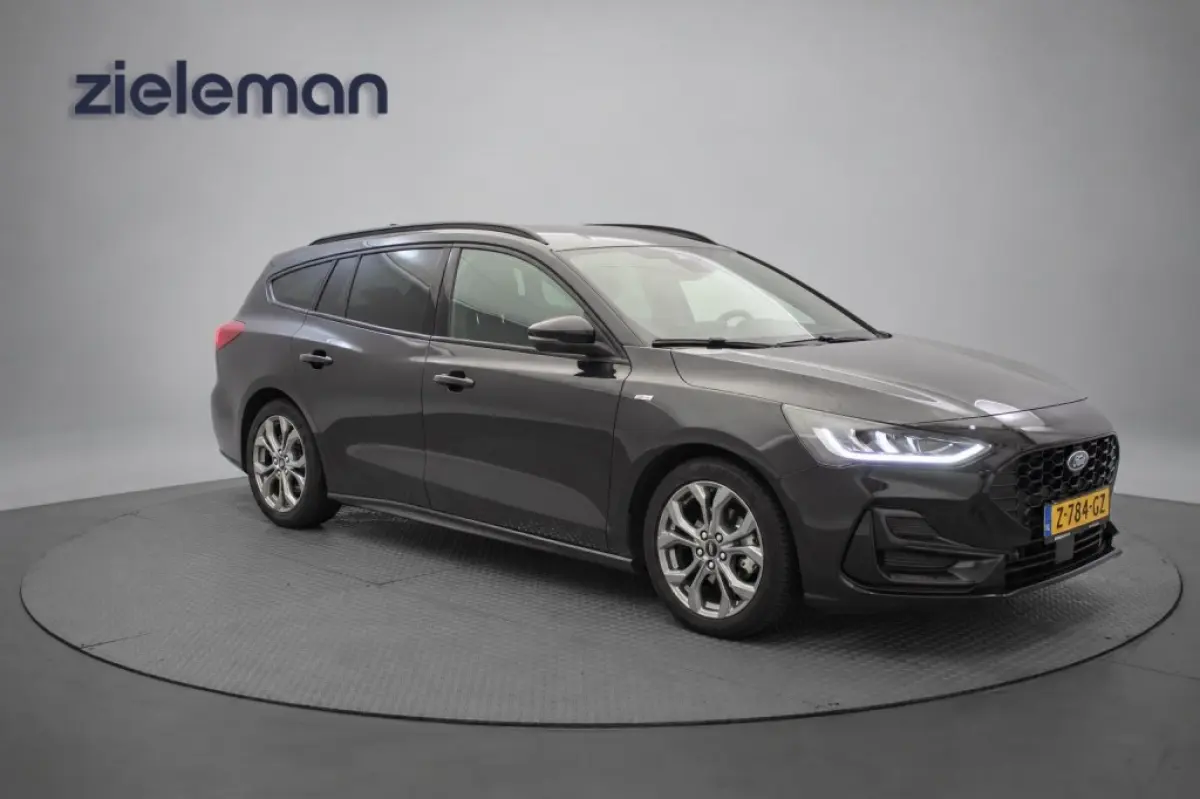 Ford Focus Wagon 2024 Benzine Handgeschakeld leasen