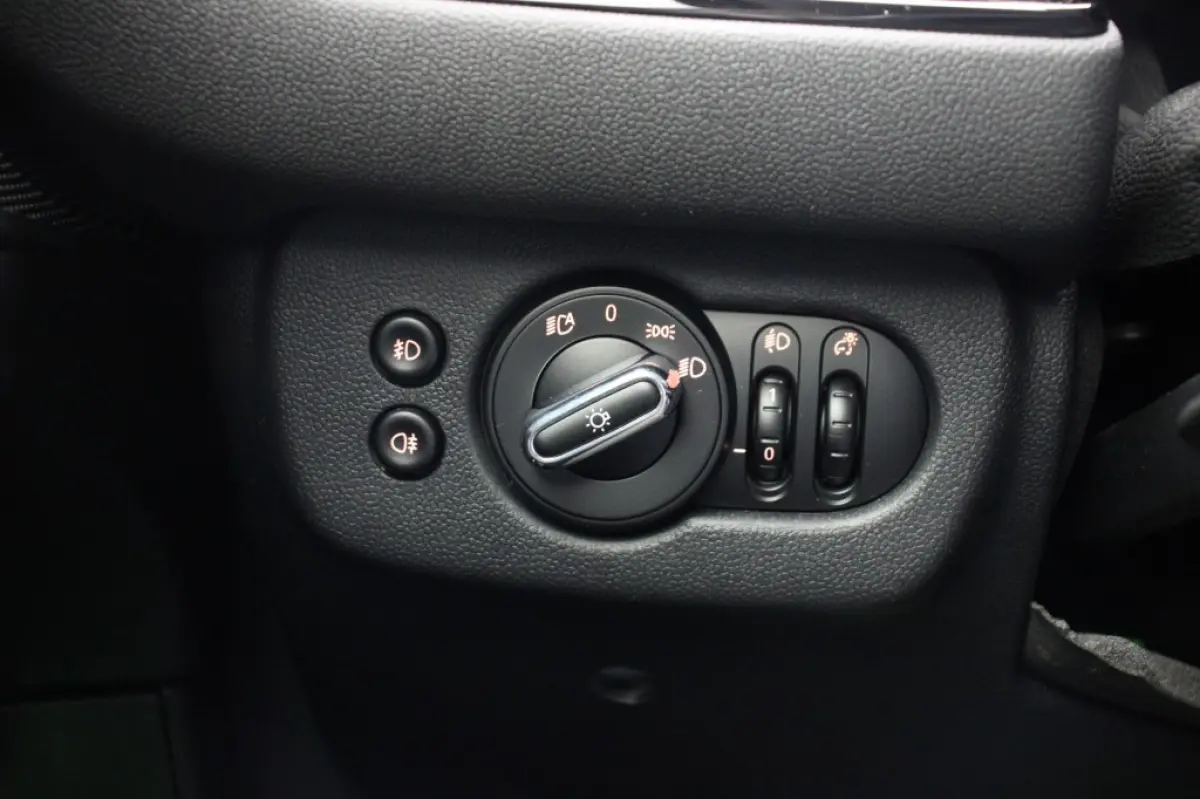 1.5 Business Edition Automaat - Carplay, Navi, Cruise, Clima