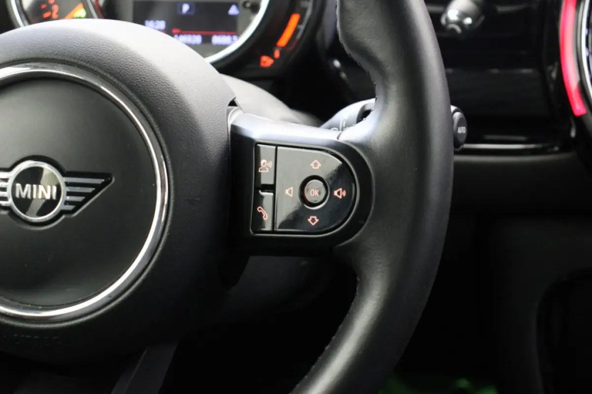 1.5 Business Edition Automaat - Carplay, Navi, Cruise, Clima