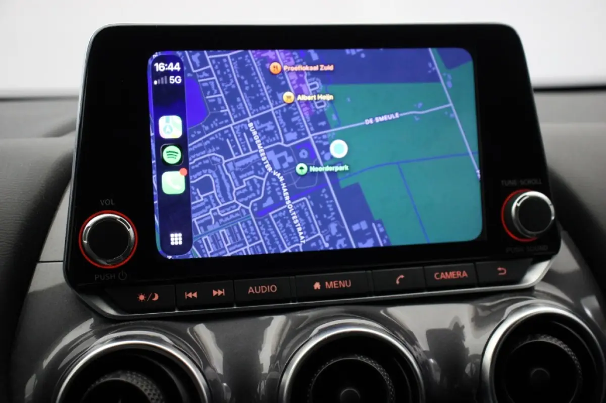 1.6 Hybrid N-Connecta - Carplay, Camera, Cruise, Clima