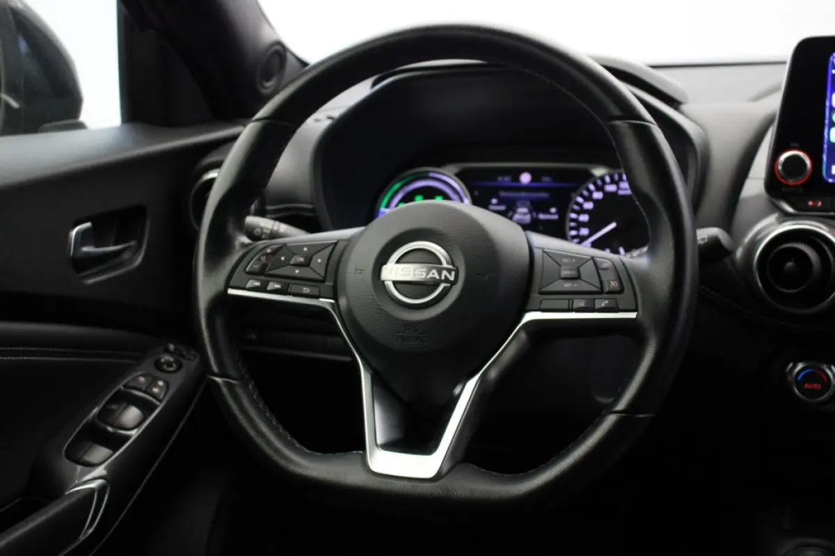 1.6 Hybrid N-Connecta - Carplay, Camera, Cruise, Clima