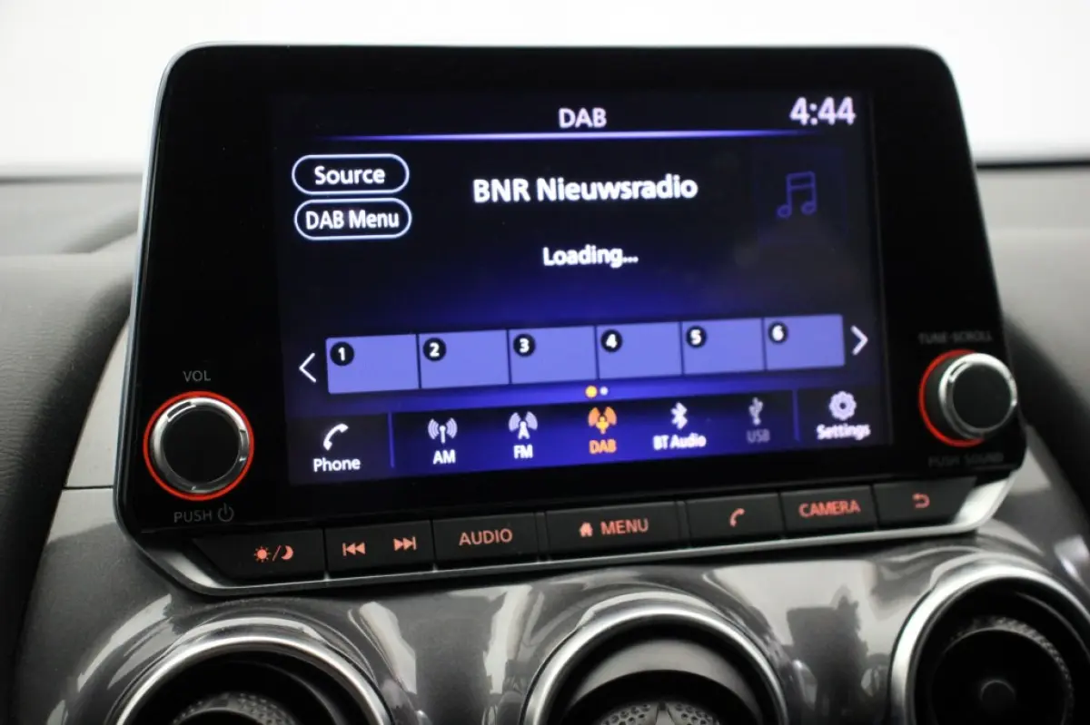 1.6 Hybrid N-Connecta - Carplay, Camera, Cruise, Clima