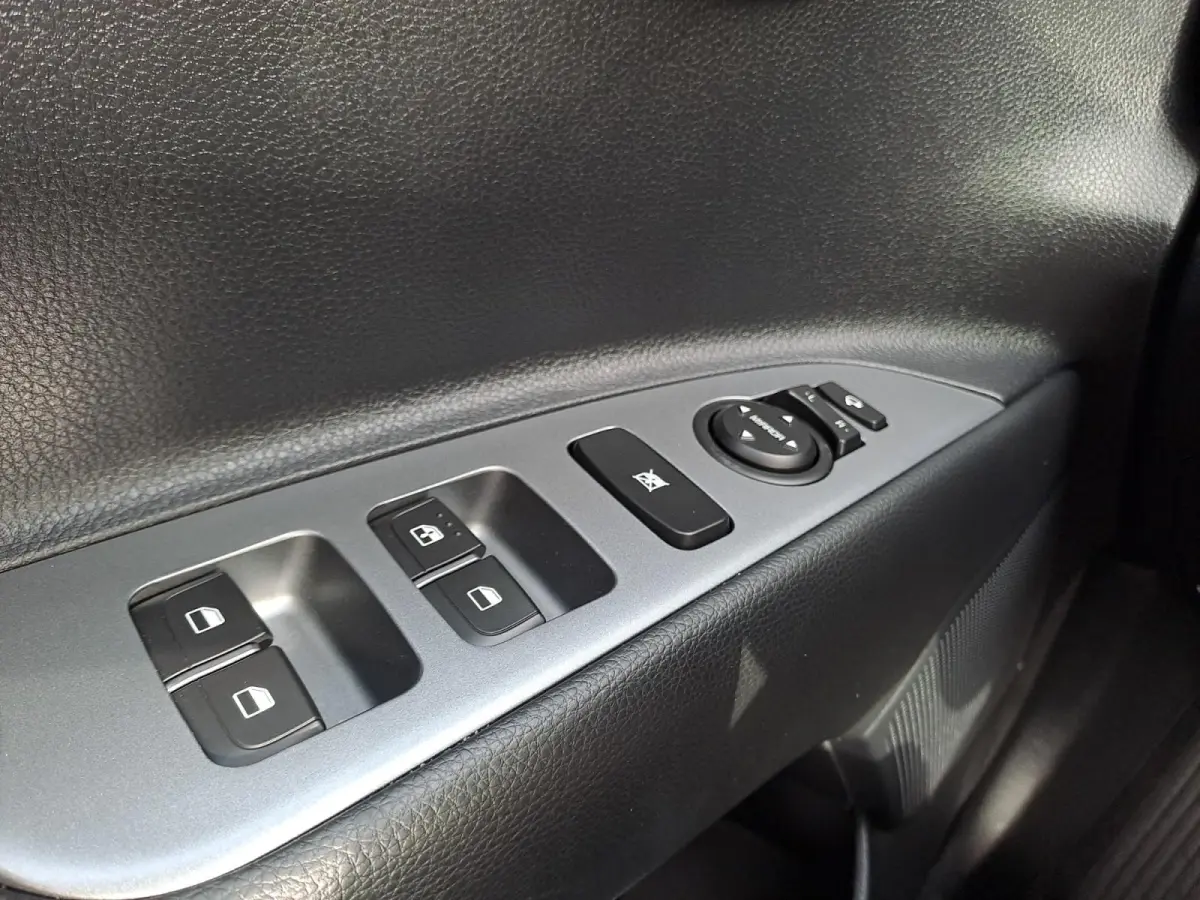 1.0 T-GDi MHEV GT-PlusLine 1e Eigenaar | Meest luxe uitvoering | Schuif-/kanteldak | Metallic lak | Cruise Control | camera | Carplay | Fabrieksgarantie | NAP
