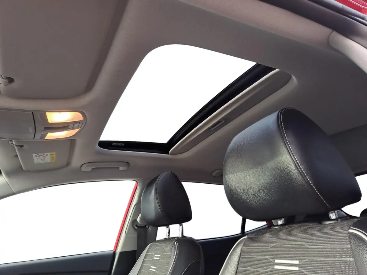 1.0 T-GDi MHEV GT-PlusLine 1e Eigenaar | Meest luxe uitvoering | Schuif-/kanteldak | Metallic lak | Cruise Control | camera | Carplay | Fabrieksgarantie | NAP
