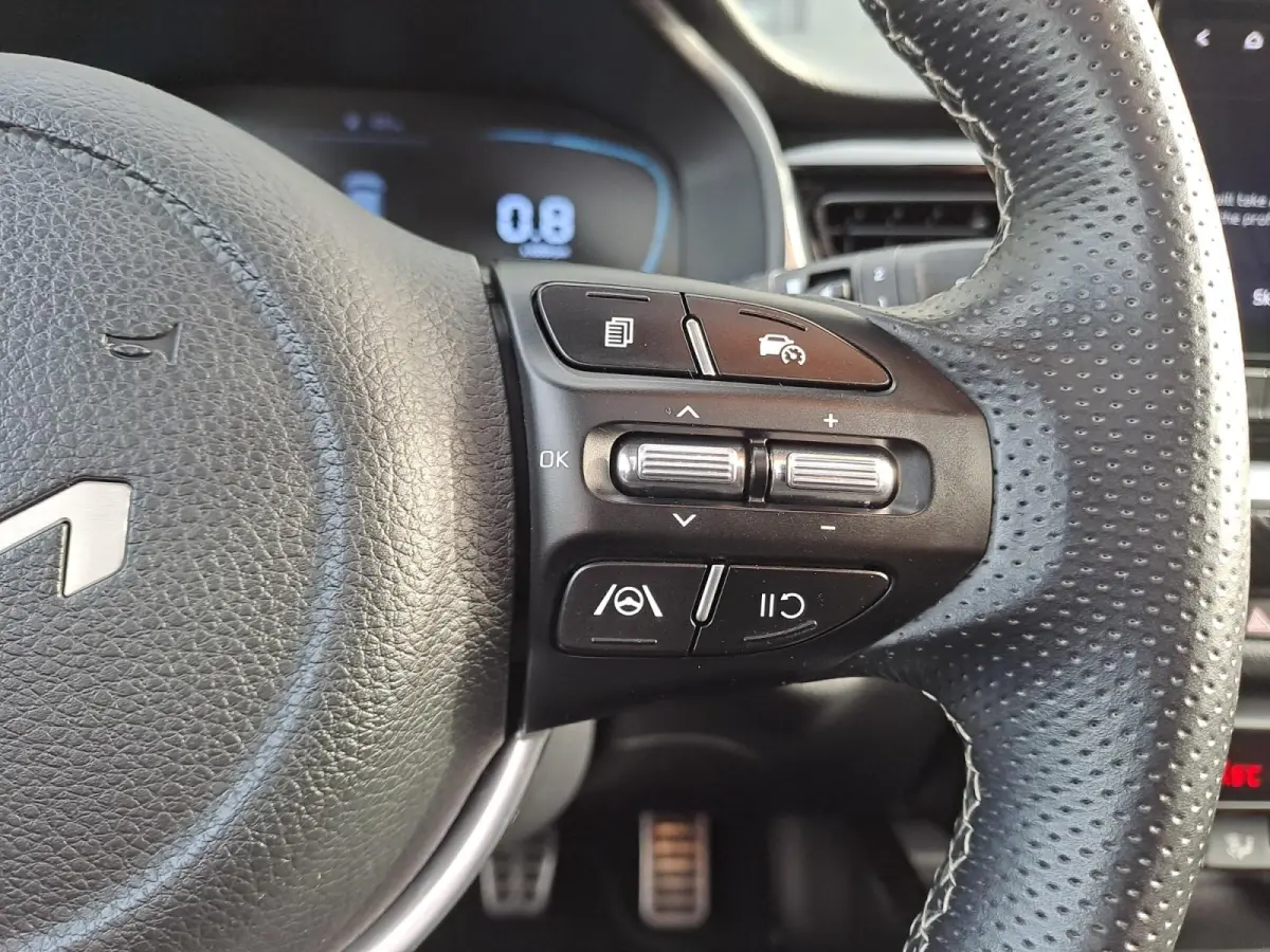 1.0 T-GDi MHEV GT-PlusLine 1e Eigenaar | Meest luxe uitvoering | Schuif-/kanteldak | Metallic lak | Cruise Control | camera | Carplay | Fabrieksgarantie | NAP
