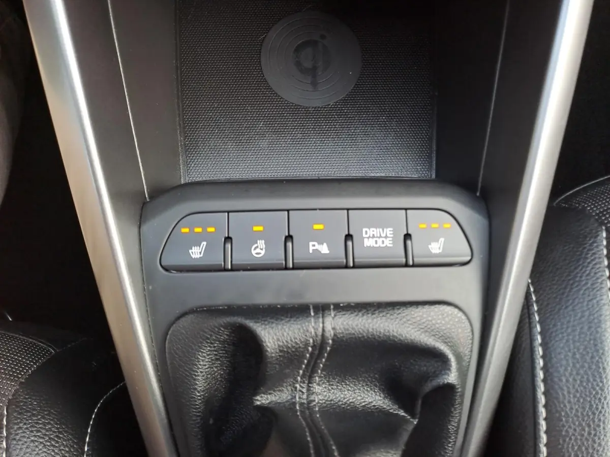 1.0 T-GDi MHEV GT-PlusLine 1e Eigenaar | Meest luxe uitvoering | Schuif-/kanteldak | Metallic lak | Cruise Control | camera | Carplay | Fabrieksgarantie | NAP