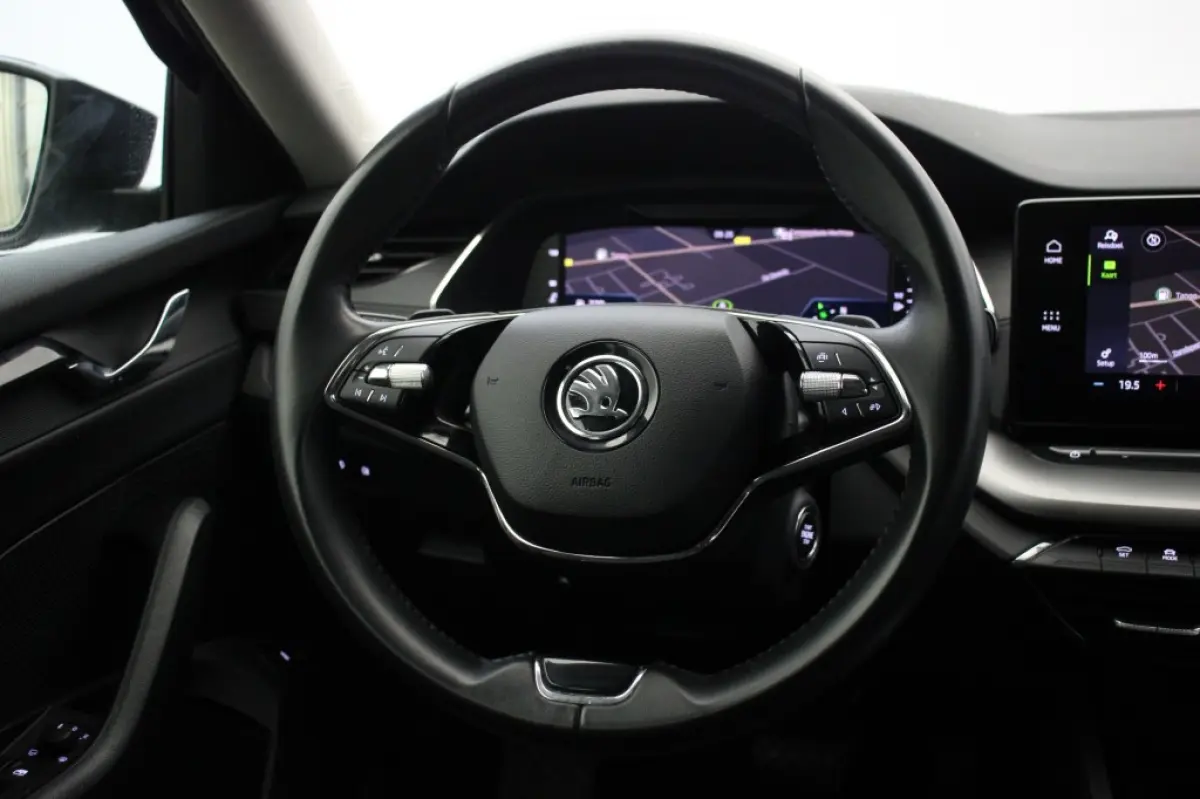 1.0 e-TSI Business Edition Automaat - Digitaal Cockpit, Carplay, Afn. Trekhaak