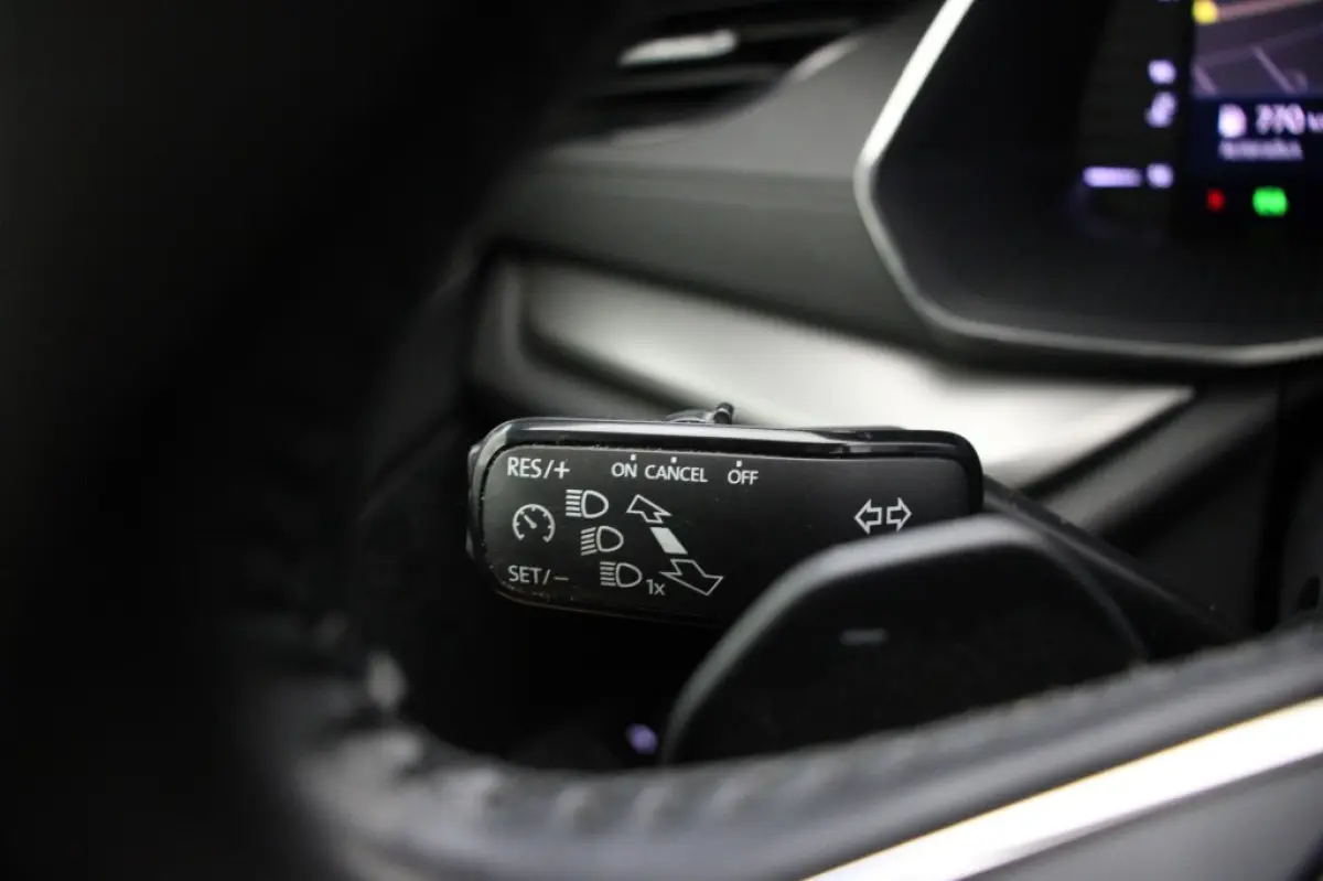 1.0 e-TSI Business Edition Automaat - Digitaal Cockpit, Carplay, Afn. Trekhaak