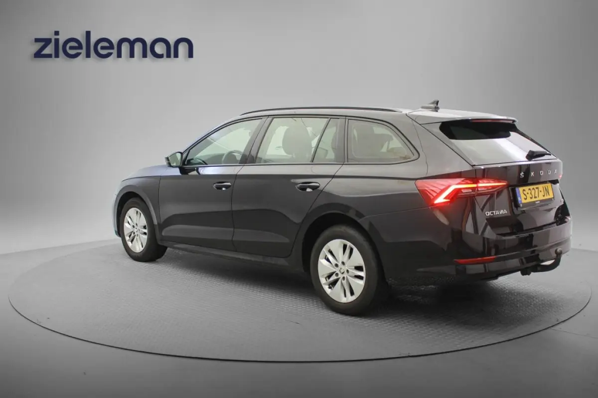 1.0 e-TSI Business Edition Automaat - Digitaal Cockpit, Carplay, Afn. Trekhaak