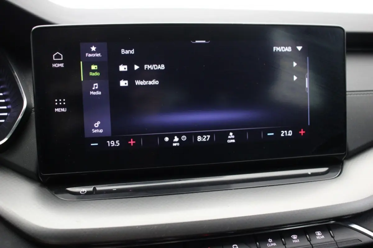 1.0 e-TSI Business Edition Automaat - Digitaal Cockpit, Carplay, Afn. Trekhaak