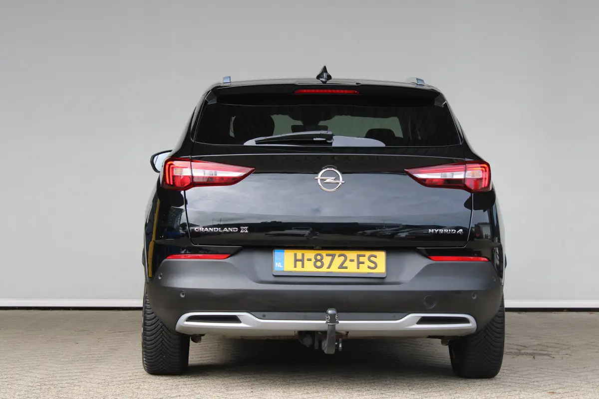 1.6 Turbo Hybrid4 Innovation | SOH 94% | Trekhaak | Camera | Lederen bekleding | Stoelverwarming | Navigatie |