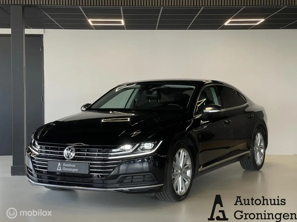 2.0 TDI Elegance | Bomvol | Trekhaak | Half Leder | 200.000 KM