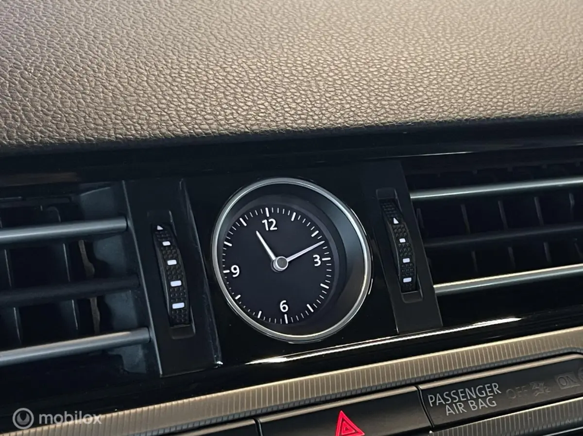 2.0 TDI Elegance | Bomvol | Trekhaak | Half Leder | 200.000 KM