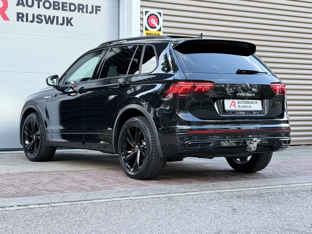 1.5 TSI R-Line Pano/Keyless/Camera
