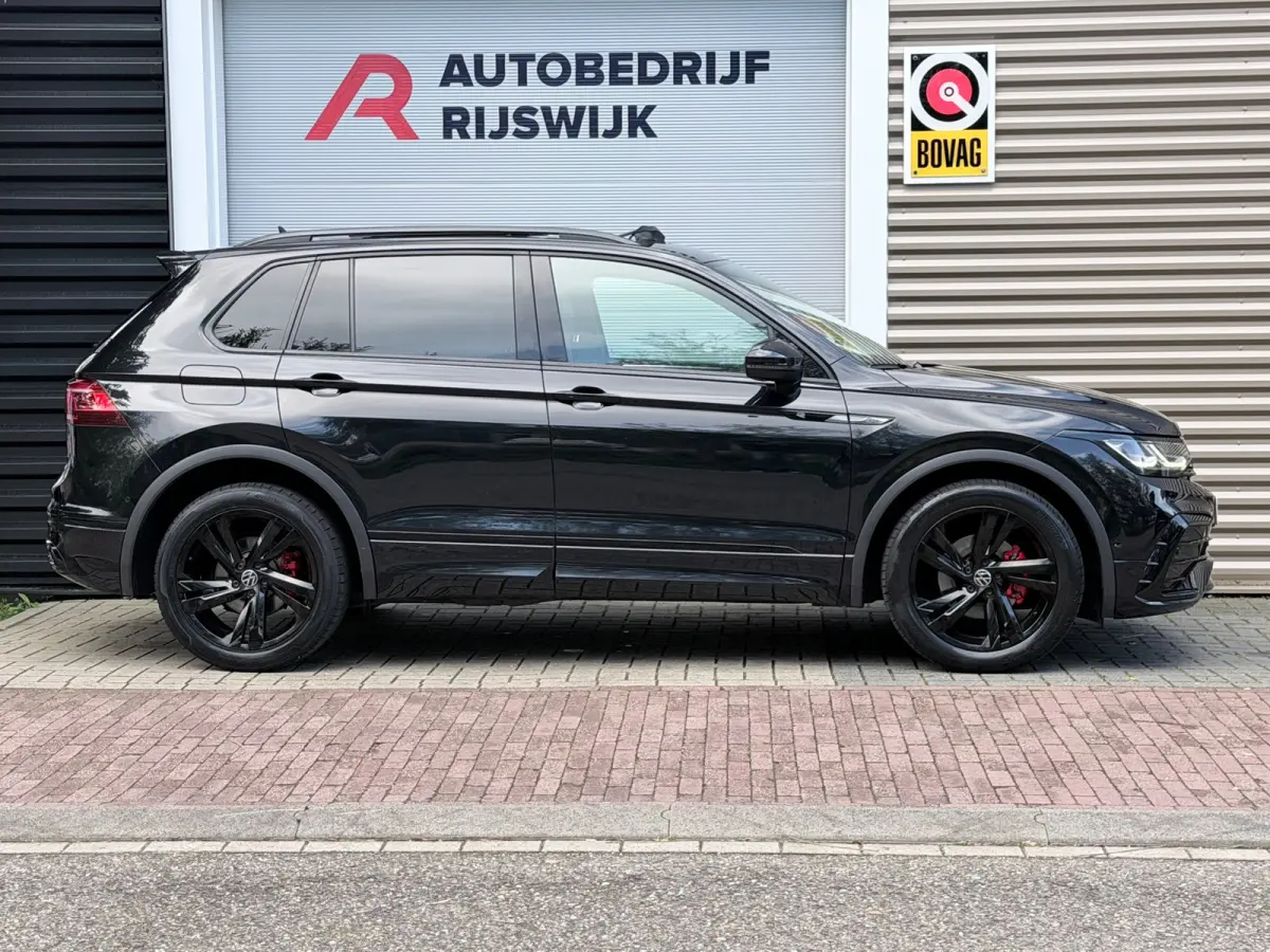 1.5 TSI R-Line Pano/Keyless/Camera
