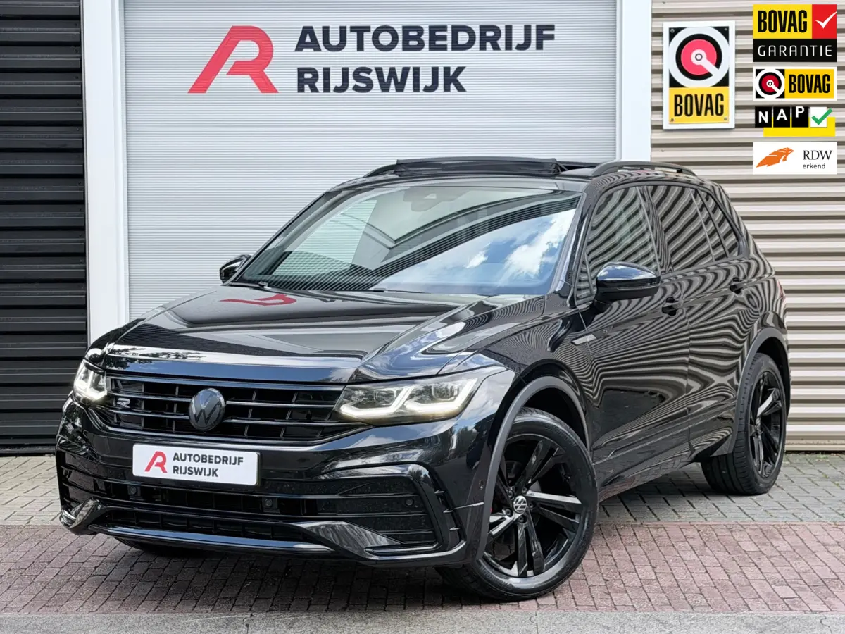 1.5 TSI R-Line Pano/Keyless/Camera