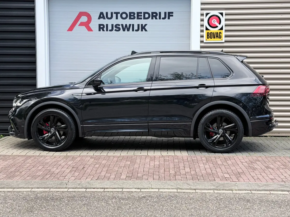 1.5 TSI R-Line Pano/Keyless/Camera
