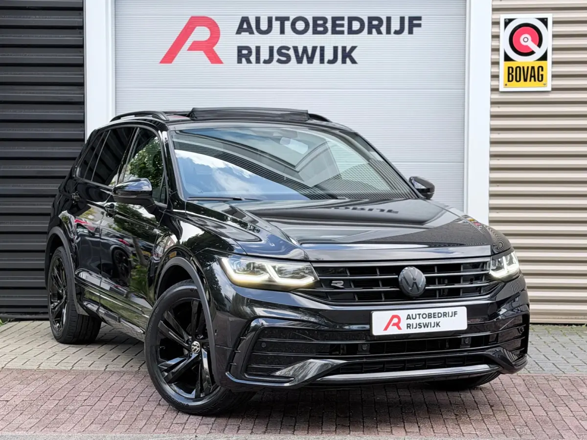 1.5 TSI R-Line Pano/Keyless/Camera