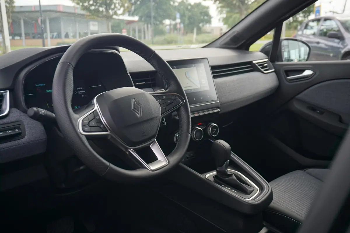 1.6 E-Tech Full Hybrid 145 Techno