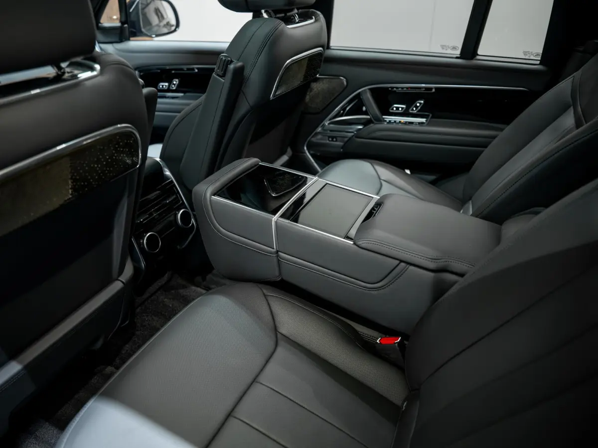 3.0 P550e Autobiography PHEV | Koelbox | HUD | Meridian Signature | Massage | Pano |