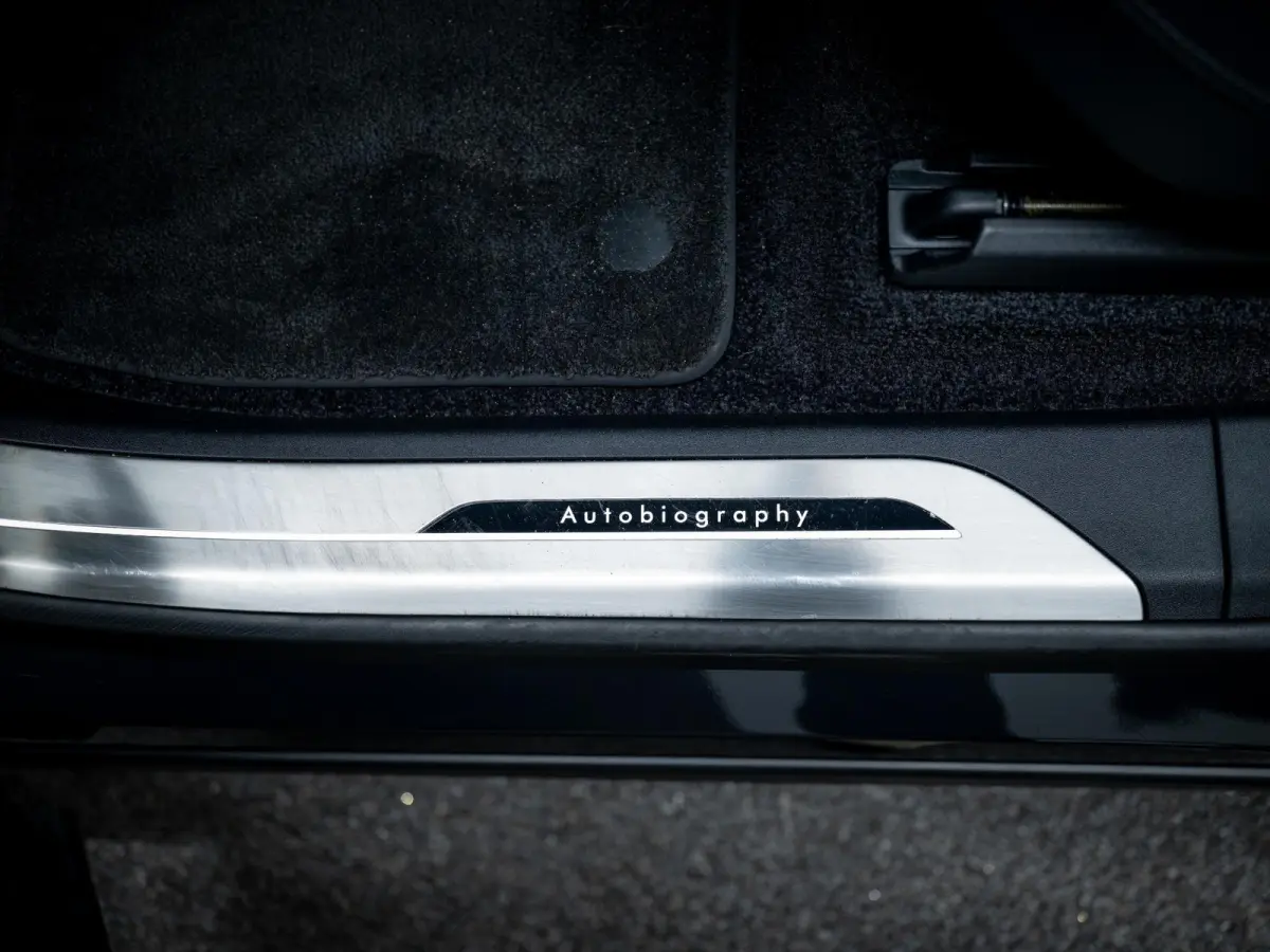 3.0 P550e Autobiography PHEV | Koelbox | HUD | Meridian Signature | Massage | Pano |