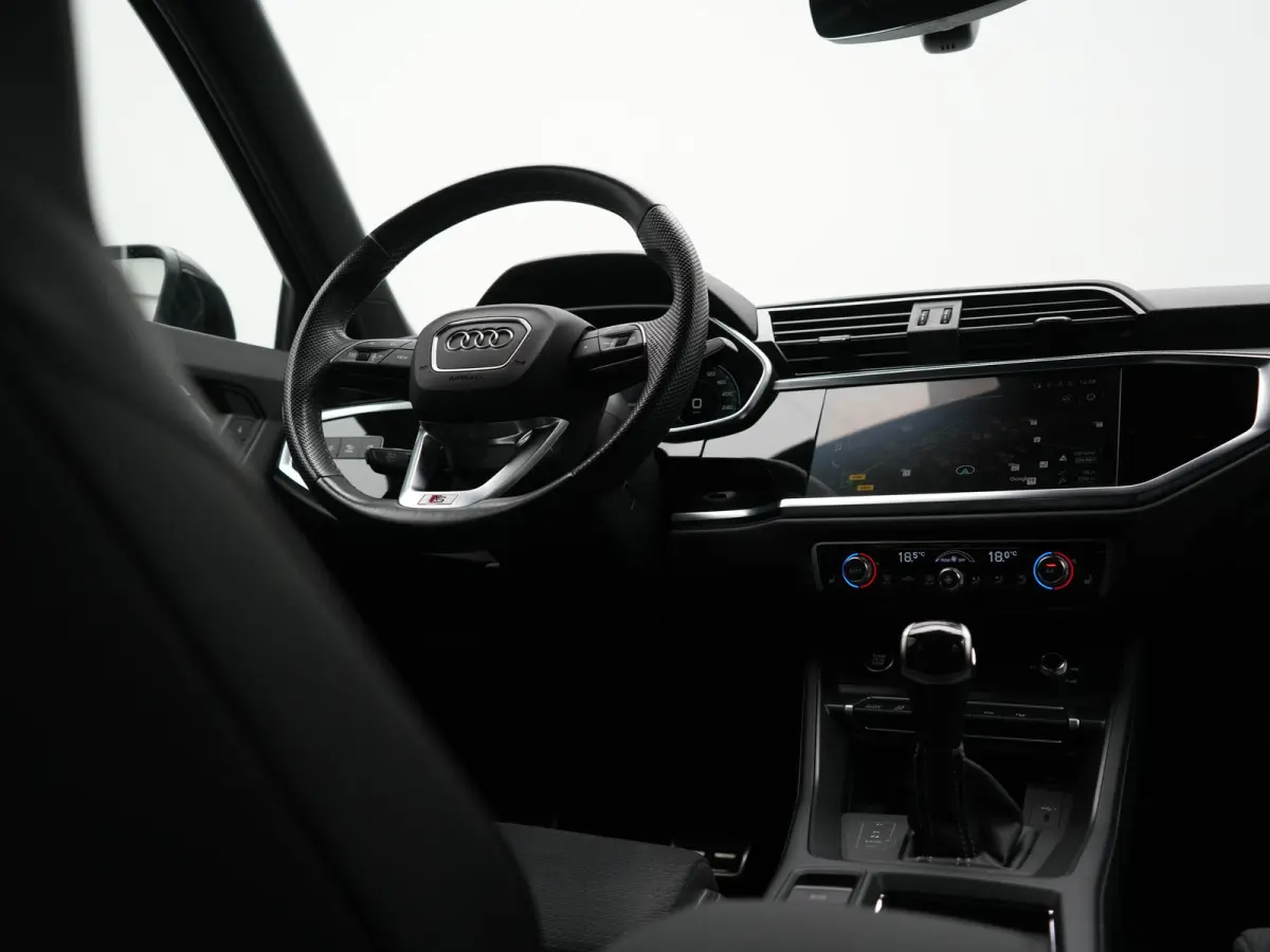 45 TFSI e 2x S Line PHEV 245pk Dealer O.H | Adaptive Cruise | 360 Camera | Blis | Sporstoelen Verwarmd | Carplay | Navigatie | DAB | Virtual | 18"L.M | Plug In Hybrid