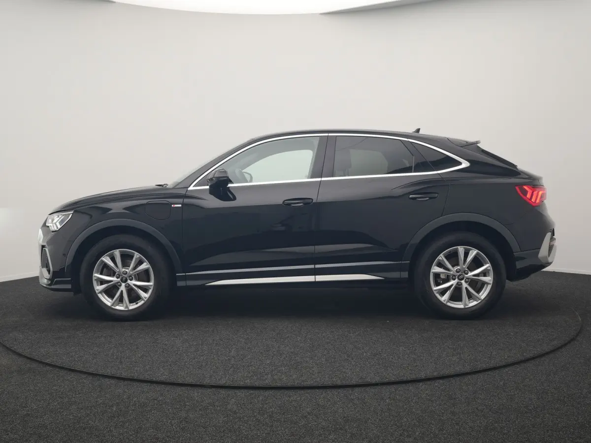 45 TFSI e 2x S Line PHEV 245pk Dealer O.H | Adaptive Cruise | 360 Camera | Blis | Sporstoelen Verwarmd | Carplay | Navigatie | DAB | Virtual | 18"L.M | Plug In Hybrid