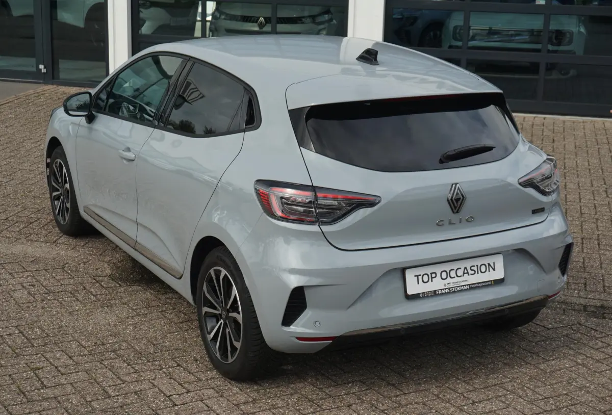1.6 E-Tech Full Hybrid 145 Techno