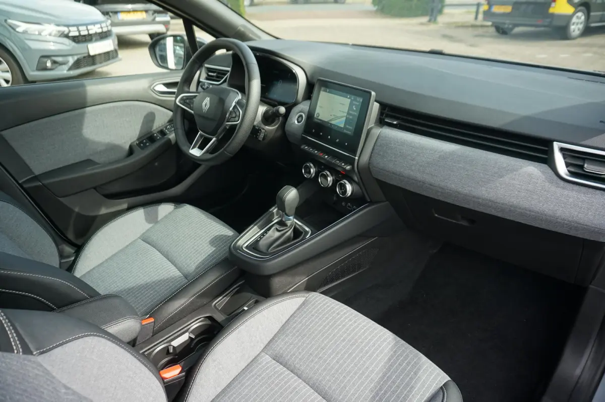 1.6 E-Tech Full Hybrid 145 Techno
