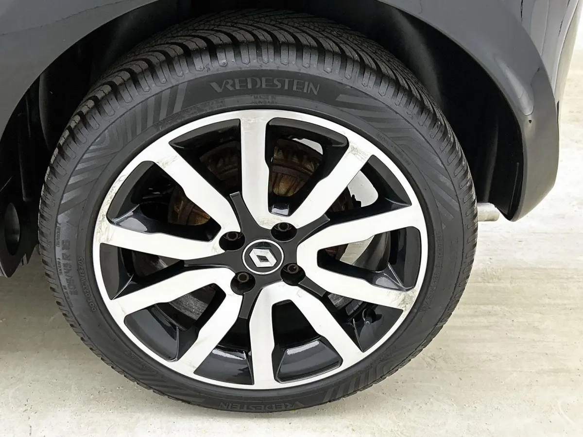 1.0 70pk Intens Automaat | Achteruitrijcamera | Parkeersensoren Achter | Climate Control | Navigatie | LMV 16'' | Cruise Control