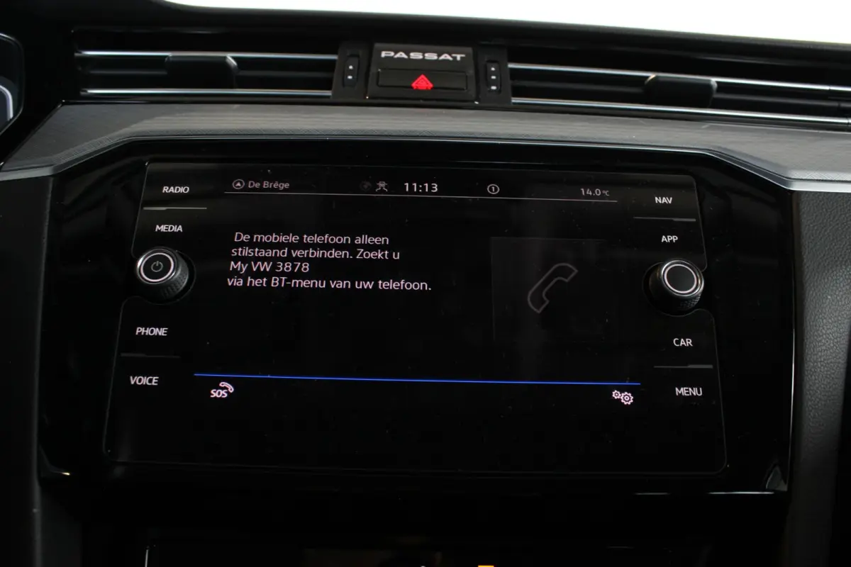 1.5 TSI Business Trekhaak | R-Line Look | Camera | Virtual Cockpit | Adapt. Cruise | Bluetooth | Navi | LED | 17" LMV | PDC V+A