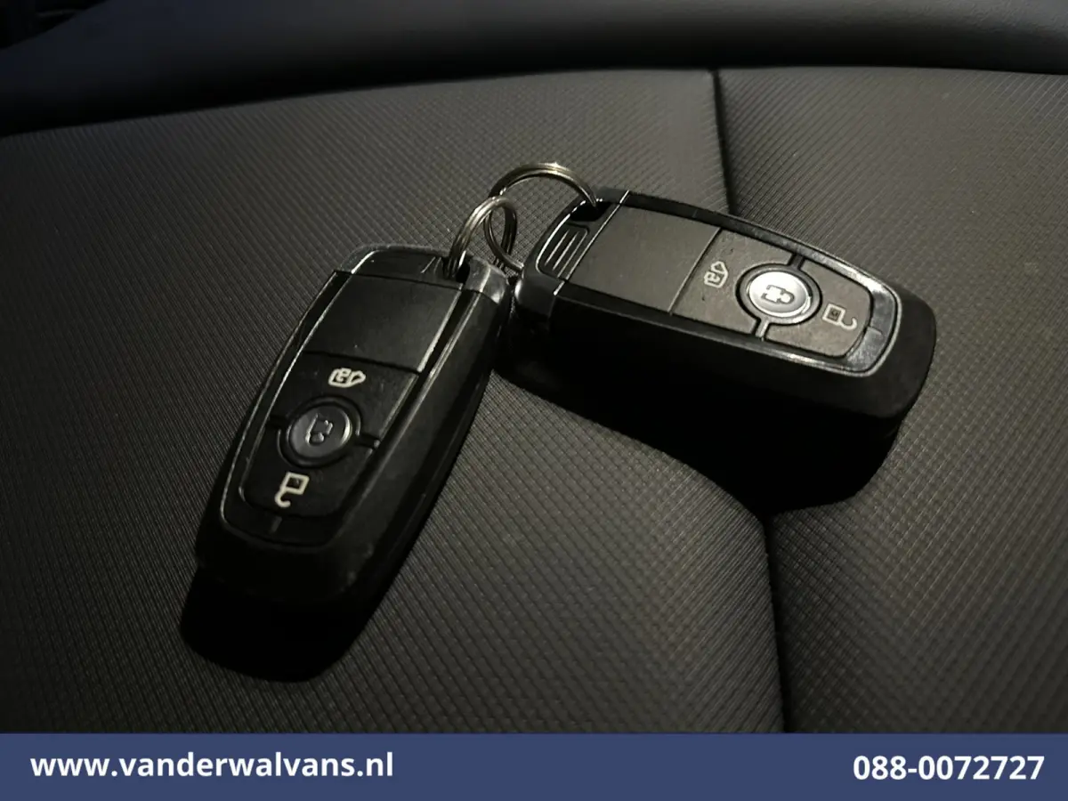 2.0 TDCI 136pk L2H1 Euro6 Airco | Camera | Apple Carplay | LED | Cruisecontrol Android Auto, Verwarmde voorruit, Parkeersensoren, Leder, Bijrijdersbank