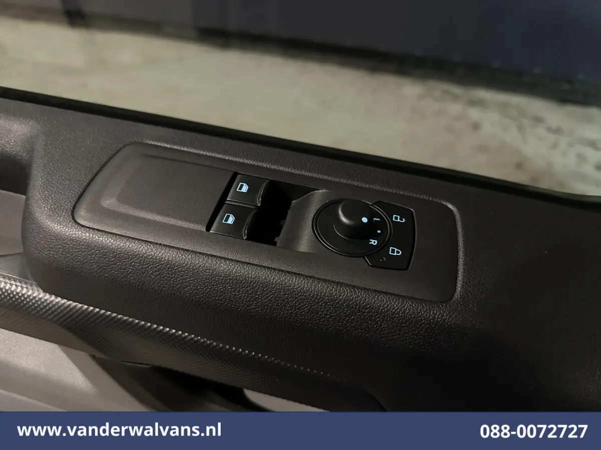2.0 TDCI 136pk L2H1 Euro6 Airco | Camera | Apple Carplay | LED | Cruisecontrol Android Auto, Verwarmde voorruit, Parkeersensoren, Leder, Bijrijdersbank