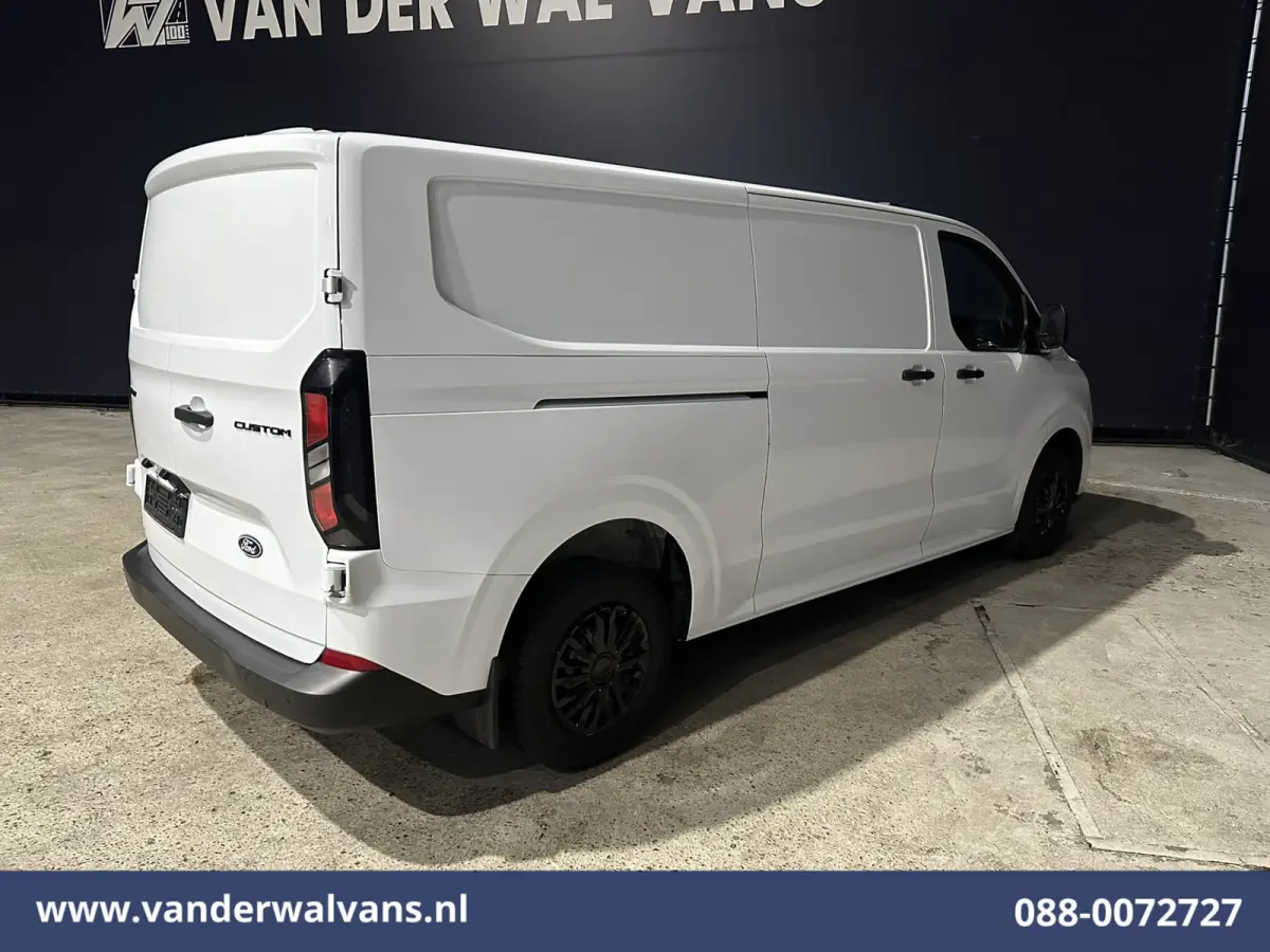 2.0 TDCI 136pk L2H1 Euro6 Airco | Camera | Apple Carplay | LED | Cruisecontrol Android Auto, Verwarmde voorruit, Parkeersensoren, Leder, Bijrijdersbank