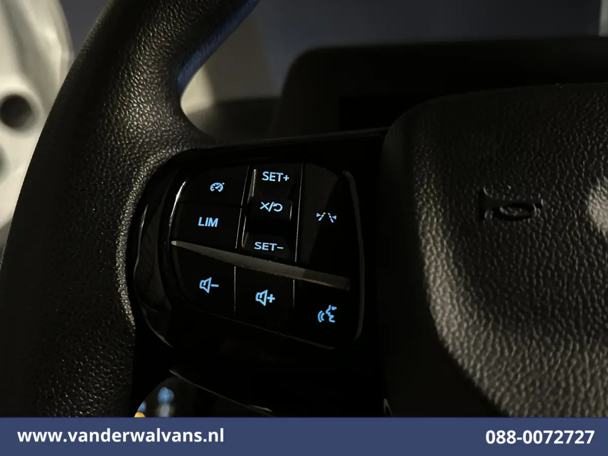 2.0 TDCI 136pk L2H1 Euro6 Airco | Camera | Apple Carplay | LED | Cruisecontrol Android Auto, Verwarmde voorruit, Parkeersensoren, Leder, Bijrijdersbank