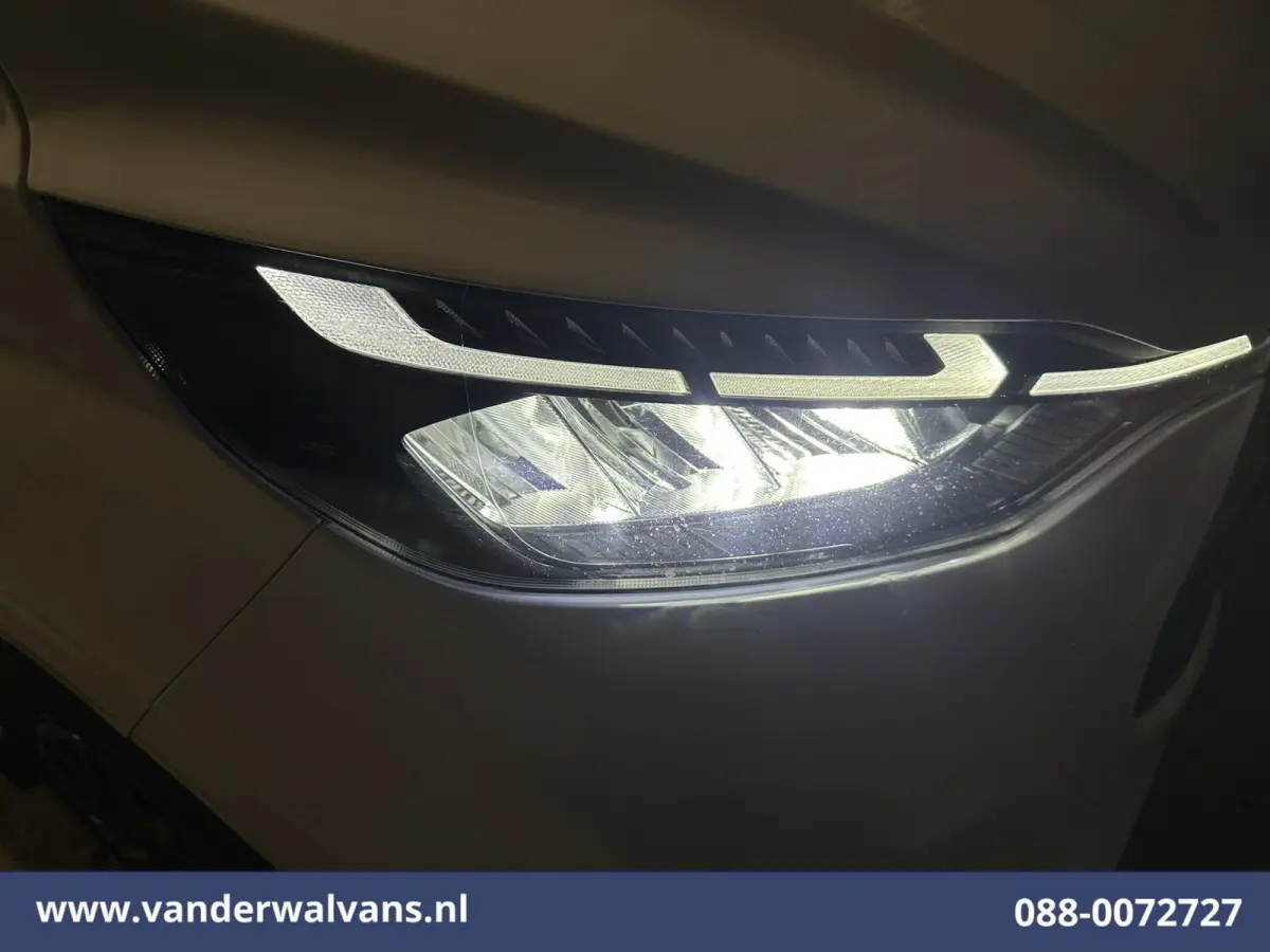 2.0 TDCI 136pk L2H1 Euro6 Airco | Camera | Apple Carplay | LED | Cruisecontrol Android Auto, Verwarmde voorruit, Parkeersensoren, Leder, Bijrijdersbank
