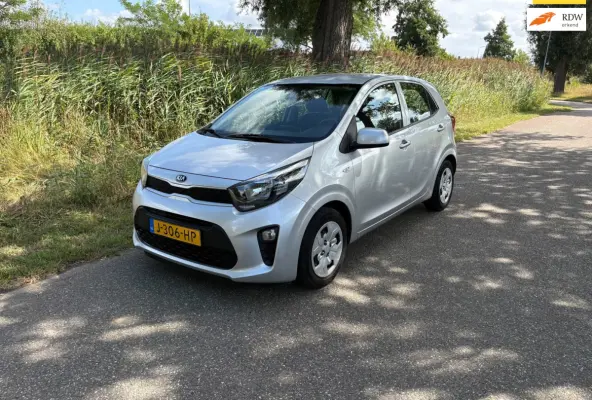 1.0 MPi ComfortPlusLine 1e Eigenaar Airco Cruise Apple Carplay Achteruitrij Camera APK April 2028