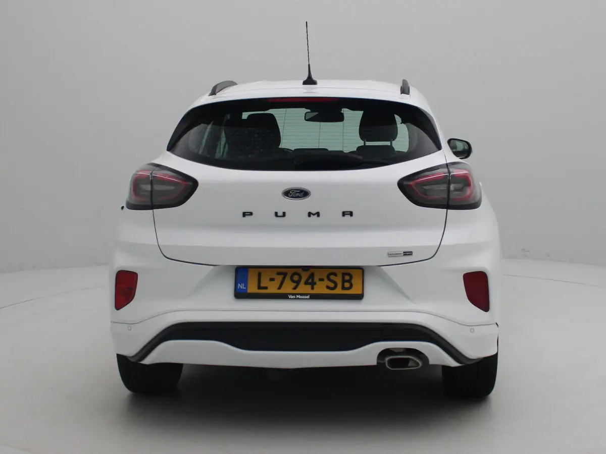 1.0 EcoBoost Titanium X | Apple Carplay/Android Auto | Winter Pakket | Camera |