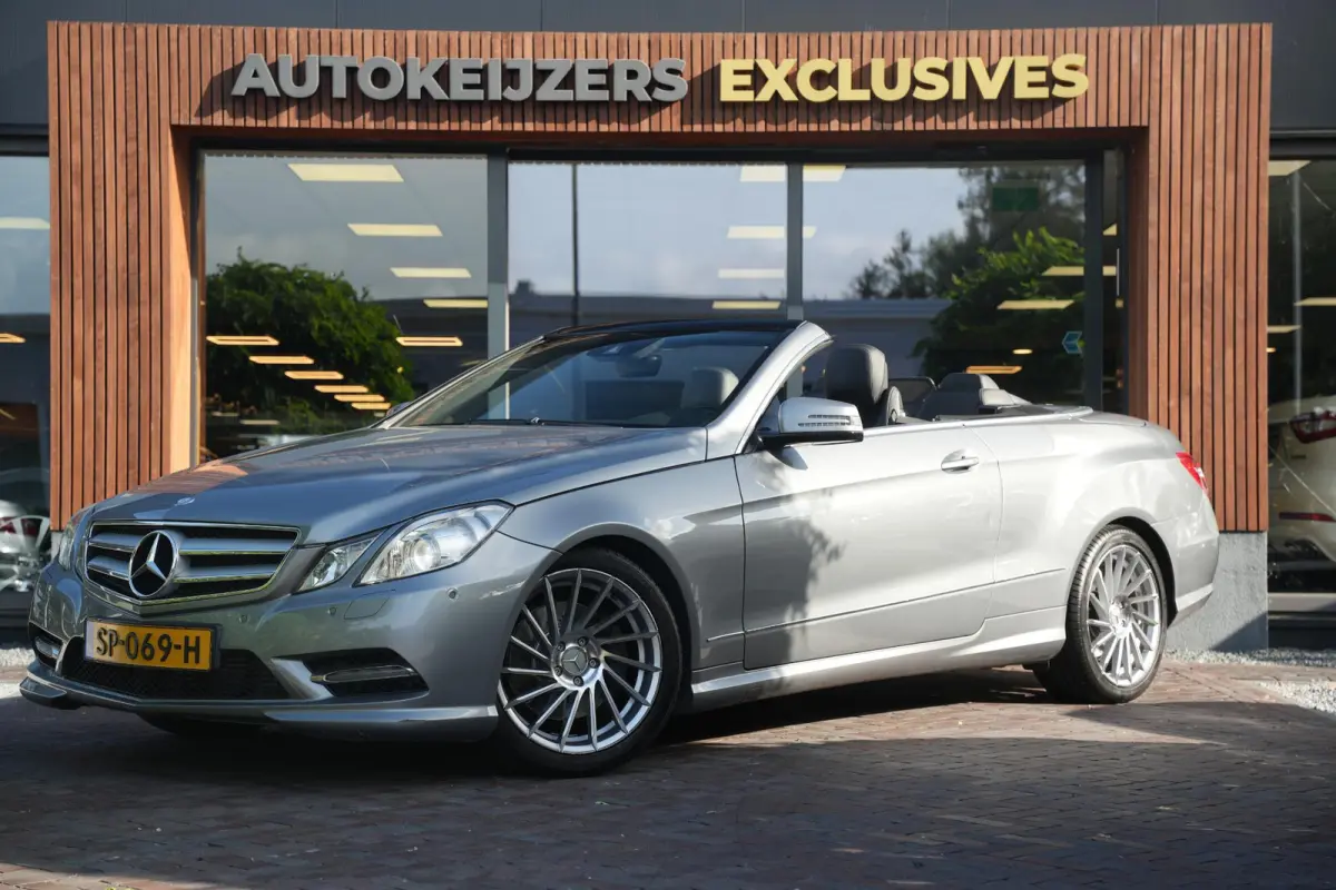 200 CGI Elegance Airscarf Stoelverw. Leer Navi Xenon 19''LM