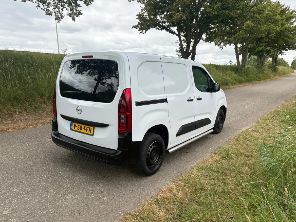 1.5 BlueHDi 100 S&S L1 1e Eigenaar Airco Cruise Pdc Navi