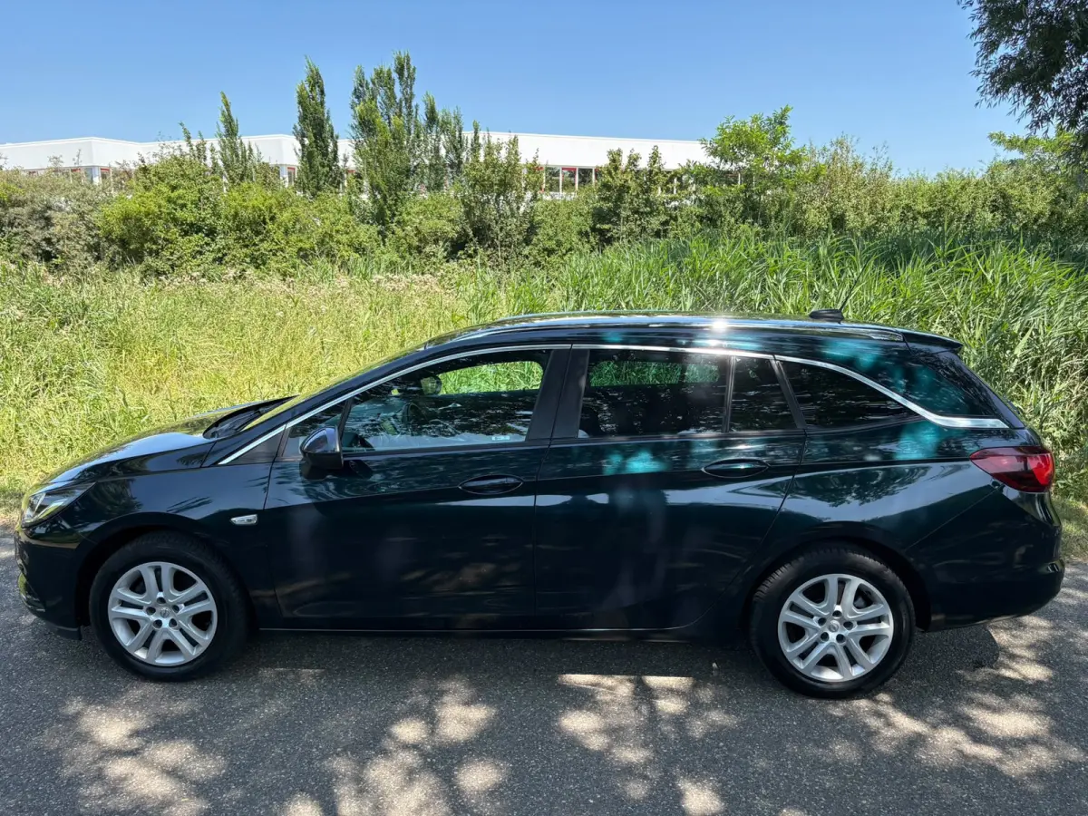 1.0 Innovation AppleCarplay Pdc Cruise Airco Trekhaak Stoelverwarming